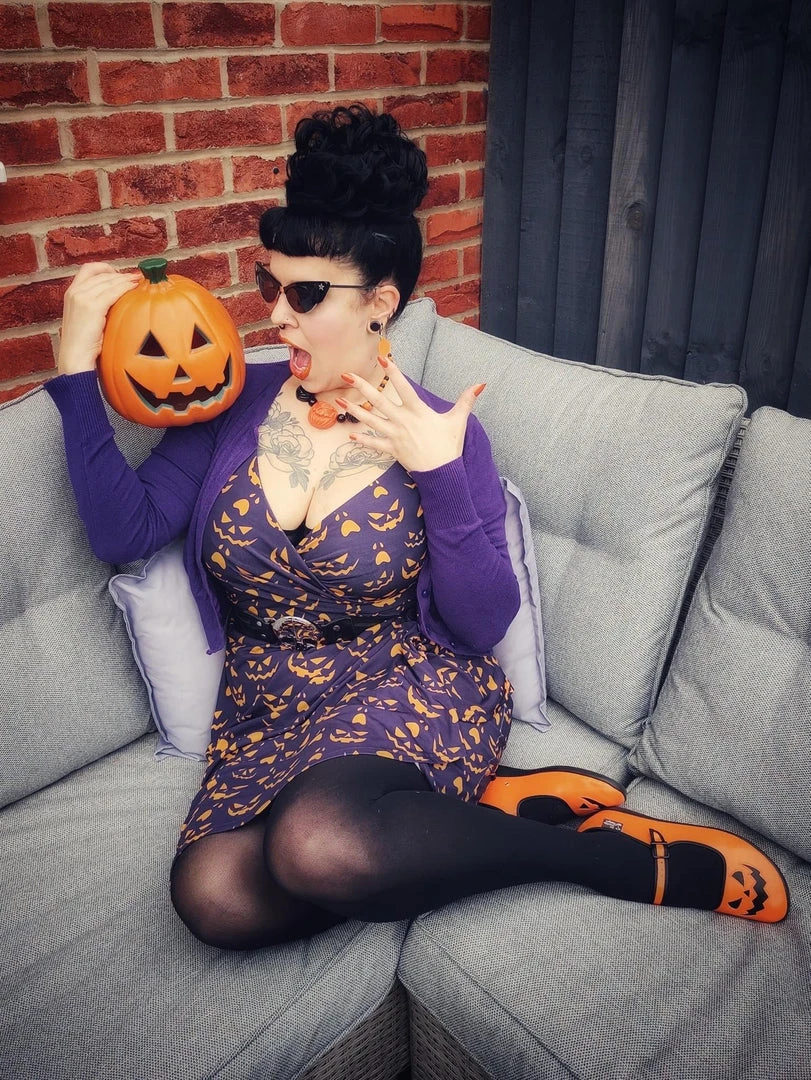 Radioactive Unicorn Hallow-Queen Nail Polish 7 Radioactive Unicorn Hallow-Queen Nail Polish