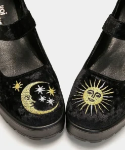 Koi Footwear Koi Della Black Velvet Mary Janes Ladies 12 Koi Footwear Koi Della Black Velvet Mary Janes Ladies