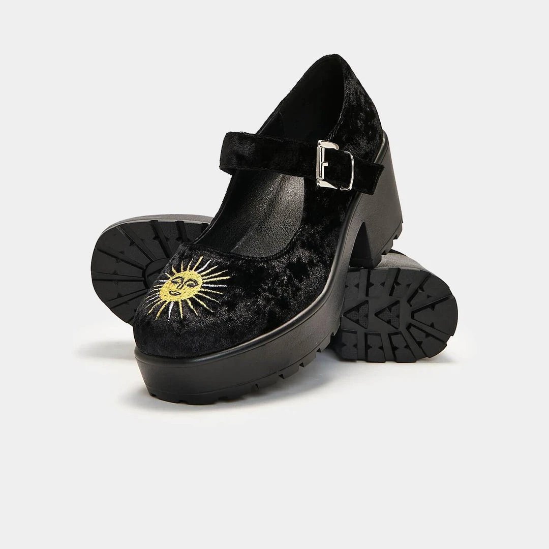 Koi Footwear Koi Della Black Velvet Mary Janes Ladies 6 Koi Footwear Koi Della Black Velvet Mary Janes Ladies