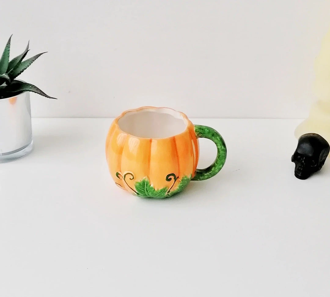Weird & Wonderful Ceramics Orange Pumpkin Mug 6 Weird & Wonderful Ceramics Orange Pumpkin Mug