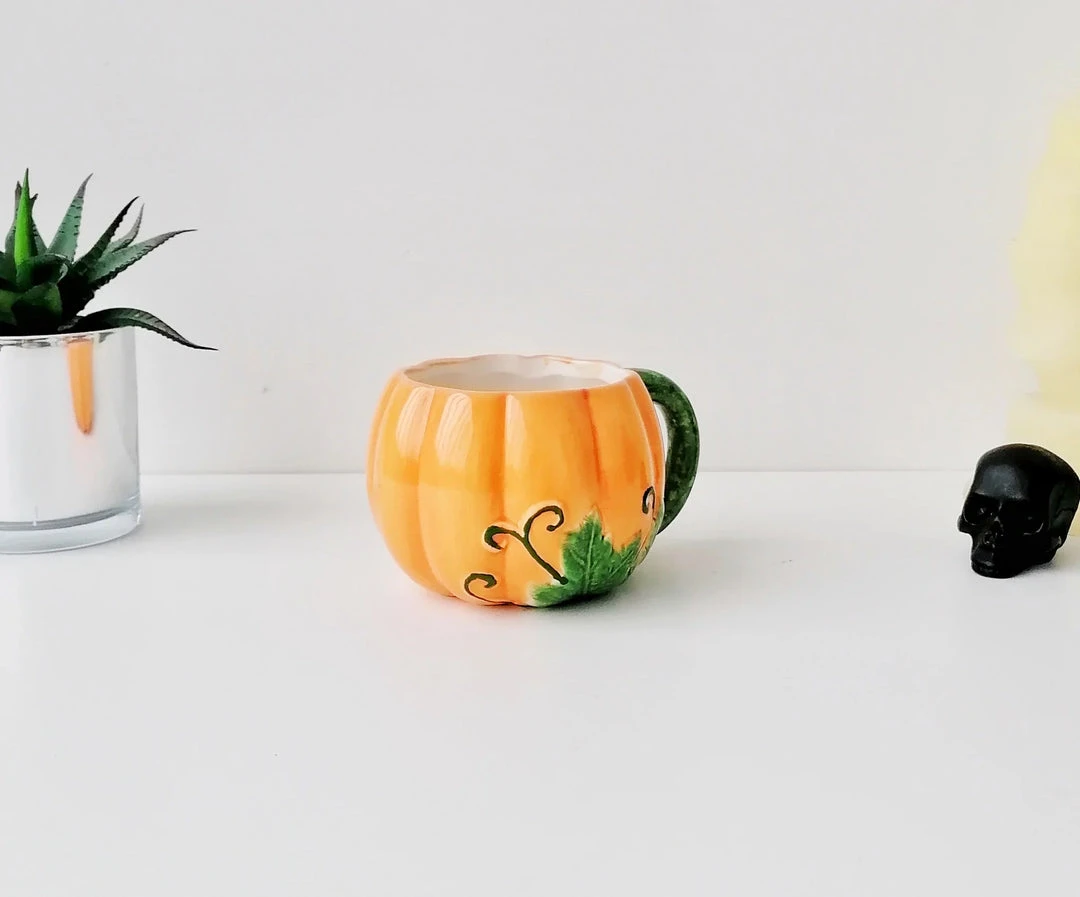 Weird & Wonderful Ceramics Orange Pumpkin Mug 8 Weird & Wonderful Ceramics Orange Pumpkin Mug