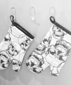 New Arrivals Weird & Wonderful Ceramics Skull Oven Gloves