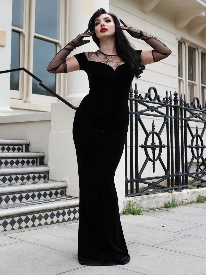 Collectif Arca Dark Queen Maxi Dress Ladies 4 Collectif Arca Dark Queen Maxi Dress Ladies