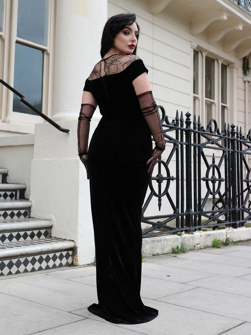 Collectif Arca Dark Queen Maxi Dress Ladies 5 Collectif Arca Dark Queen Maxi Dress Ladies