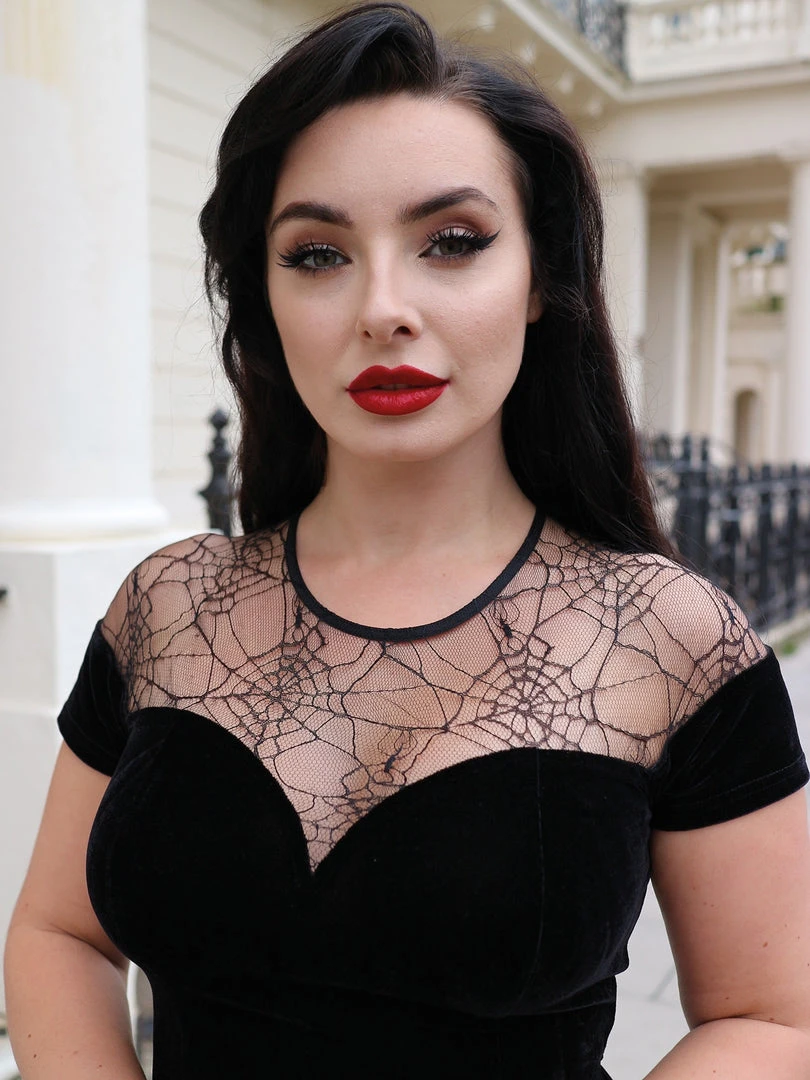 Collectif Arca Dark Queen Maxi Dress Ladies 6 Collectif Arca Dark Queen Maxi Dress Ladies